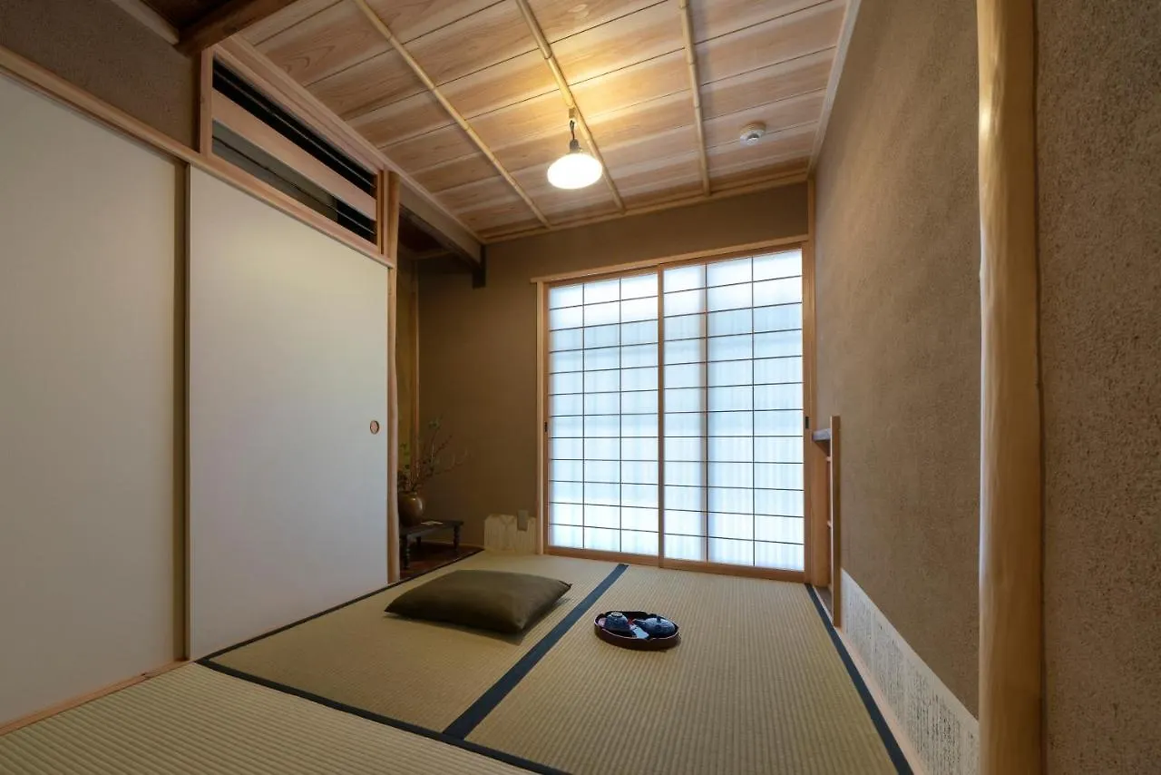 Gion Shirakawa Kouki Machiya House Villa Kyoto Japan